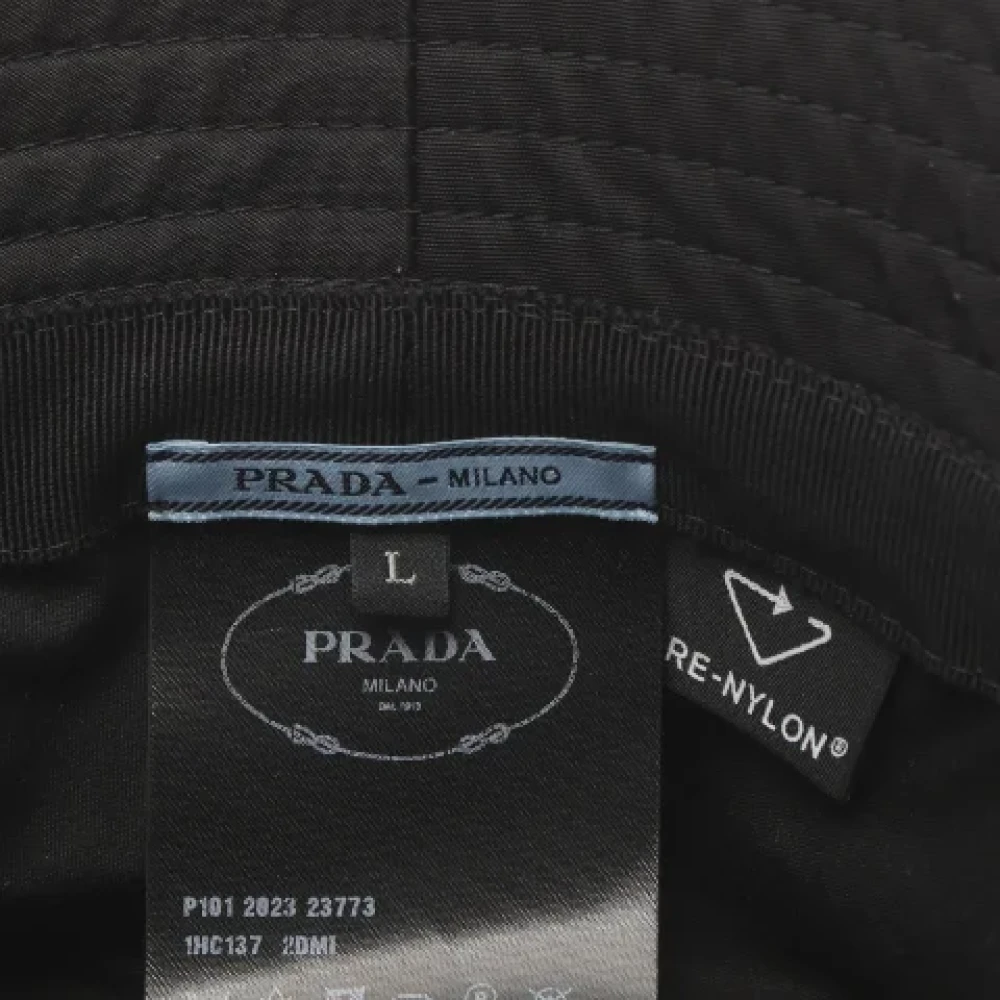 Prada Vintage Pre-owned Fabric hats Black Dames