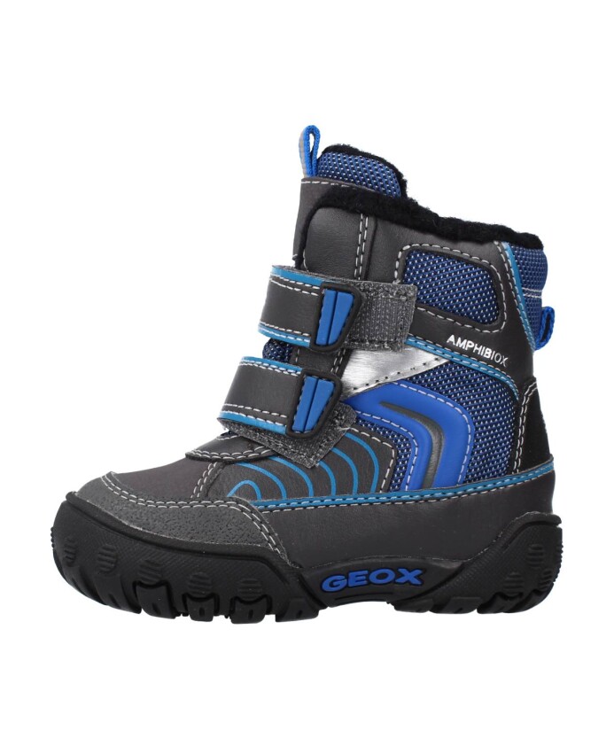 bottes-dhiver-chaudes-et-elegantes-pour-filles