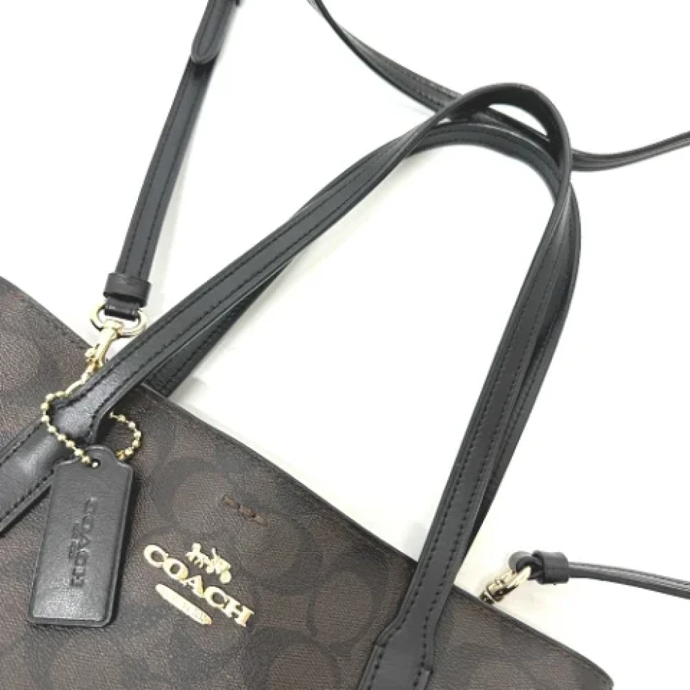 Coach Pre-owned Fabric handbags Brown Dames