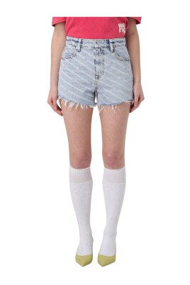 chic-denim-shorts-with-frayed-hem