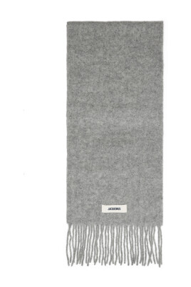 grey-alpaca-monochromatic-scarf