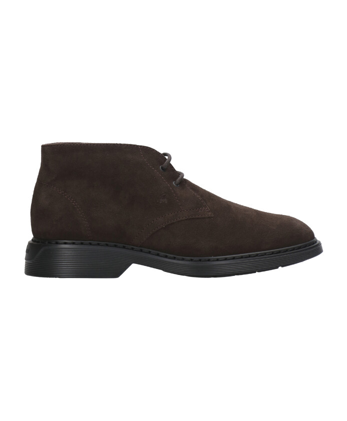 bottines-classiques-en-daim