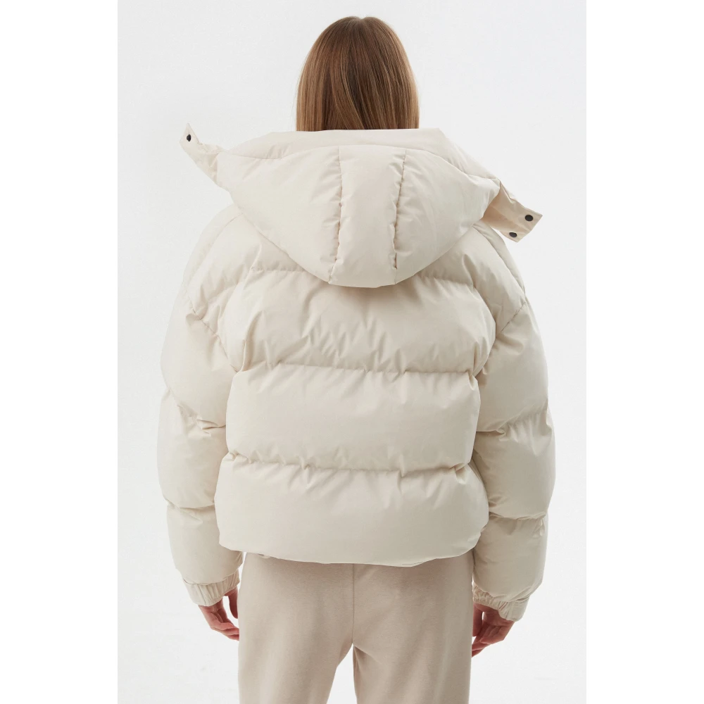 Estro Lichtbeige Gewatteerde Pufferjas voor Dames met Afneembare Capuchon Beige Dames