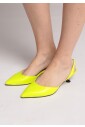 leren-kittenhak-sandalen-groen