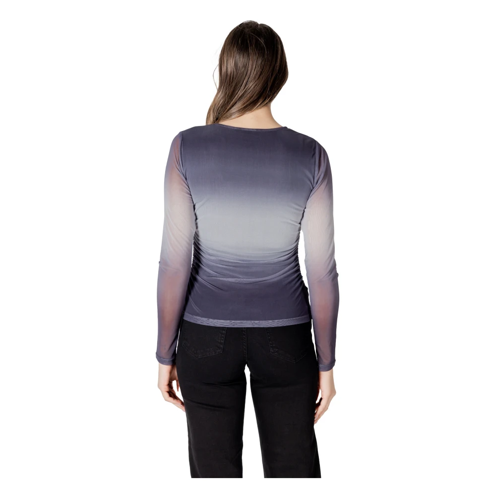 Ichi Stijlvolle Grijze Gebreide Trui met Ronde Hals Gray Dames