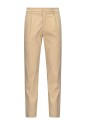 chino-beige-en-tissu-stretch-technique