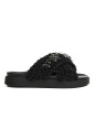 zwarte-sleehak-sandalen-met-strass