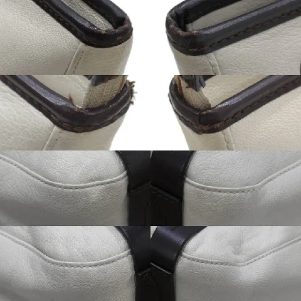 Salvatore Ferragamo Pre-owned Leather totes Beige Dames