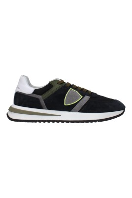 sneakers-athletiques-en-cuir-bleu-avec-logo