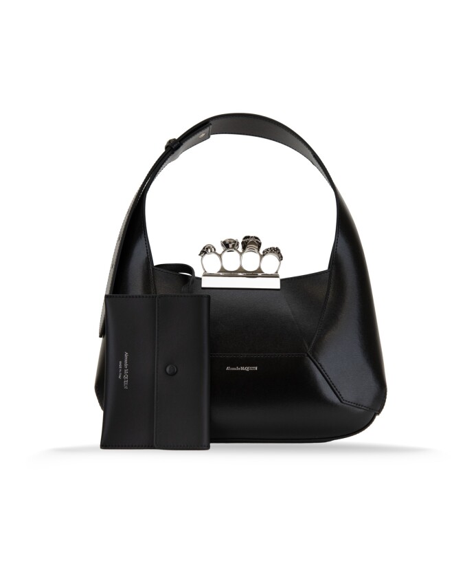 luxury-leather-handbag-with-magnetic-closure