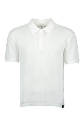 polo-en-resille-blanc-printemps-ete-2025