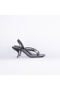sandales-en-cuir-noir-style-aurora