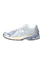 sneakers-bleues-et-vertes-1906r