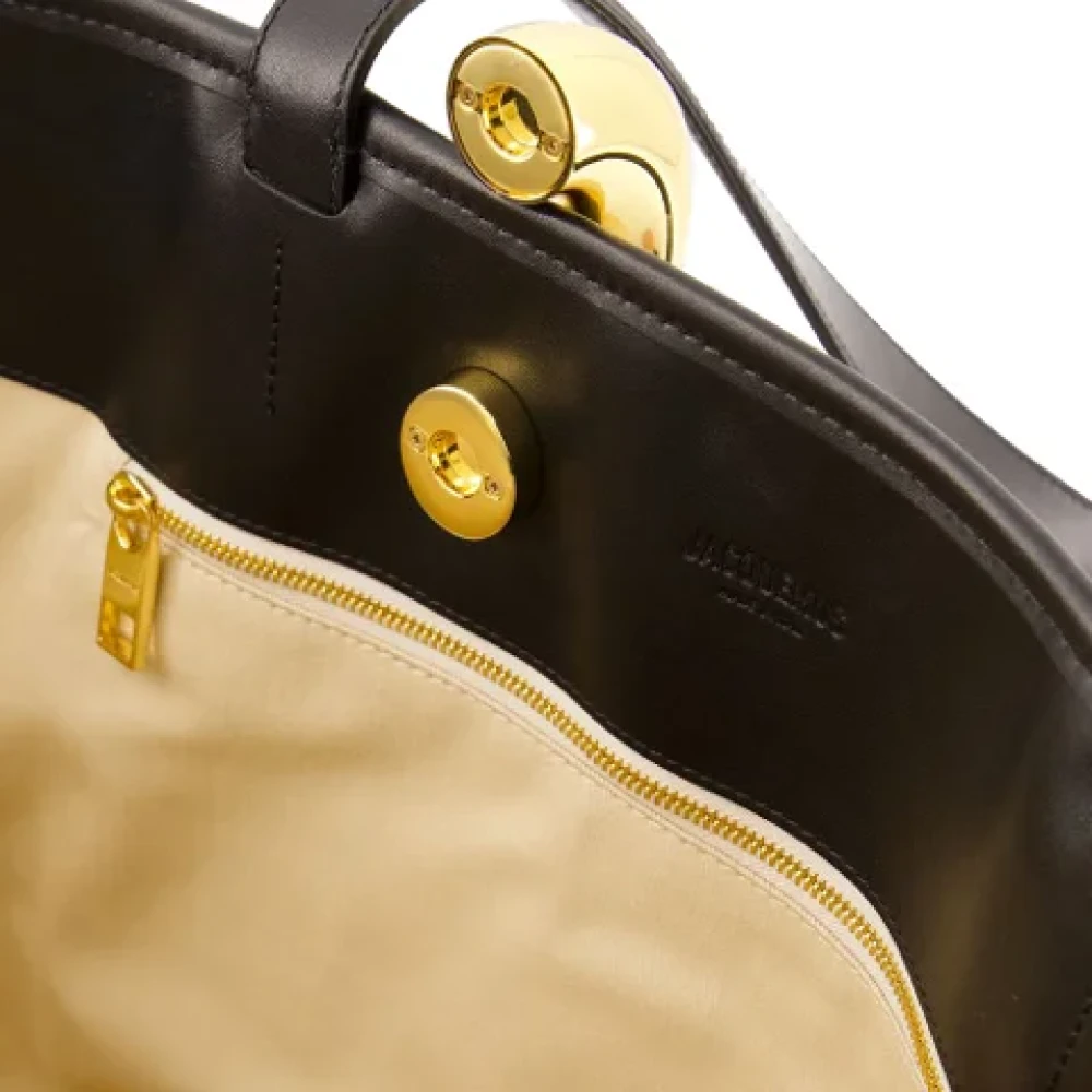 Jacquemus Leather totes Beige Dames