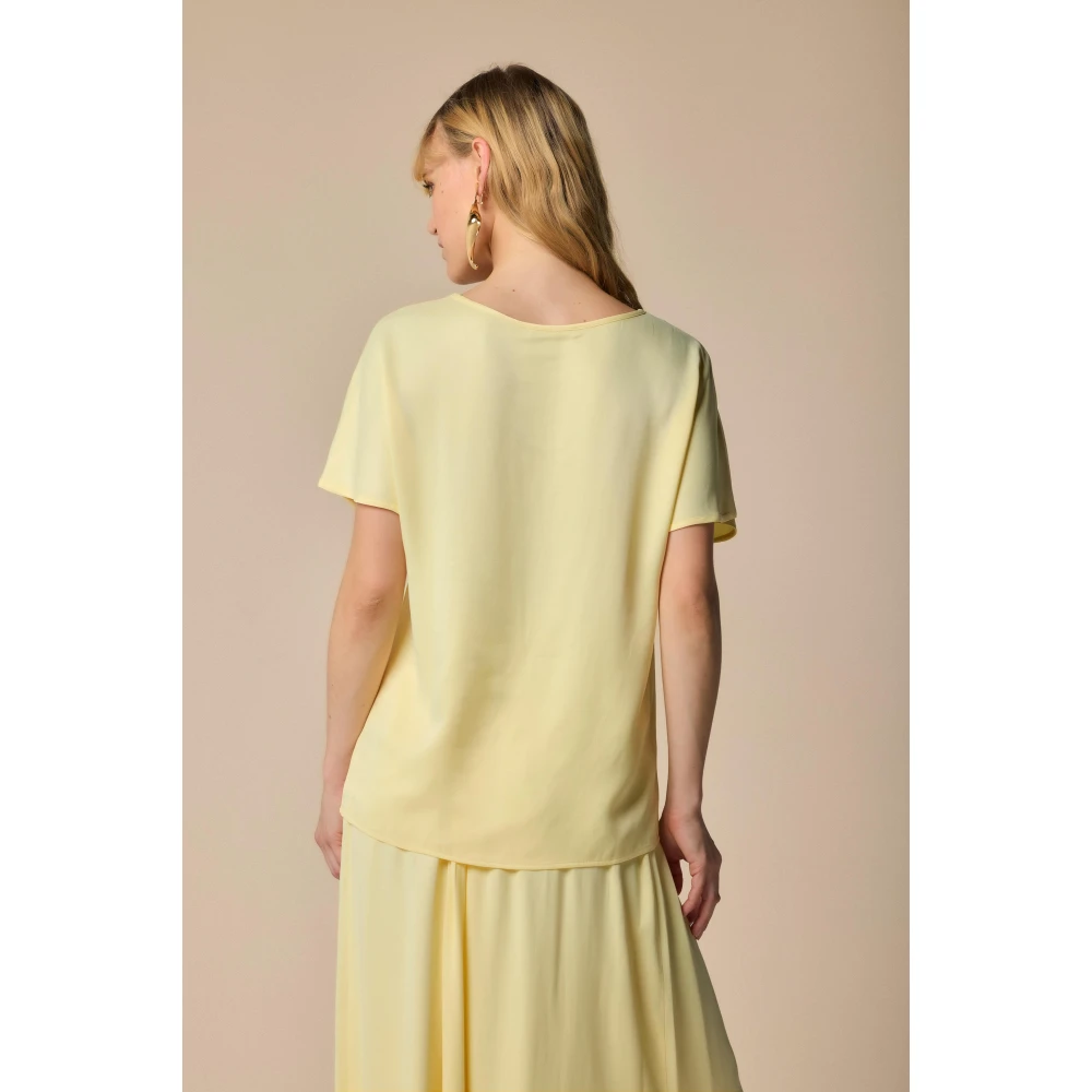 Kocca Stijlvolle Blouses voor Vrouwen Yellow Dames