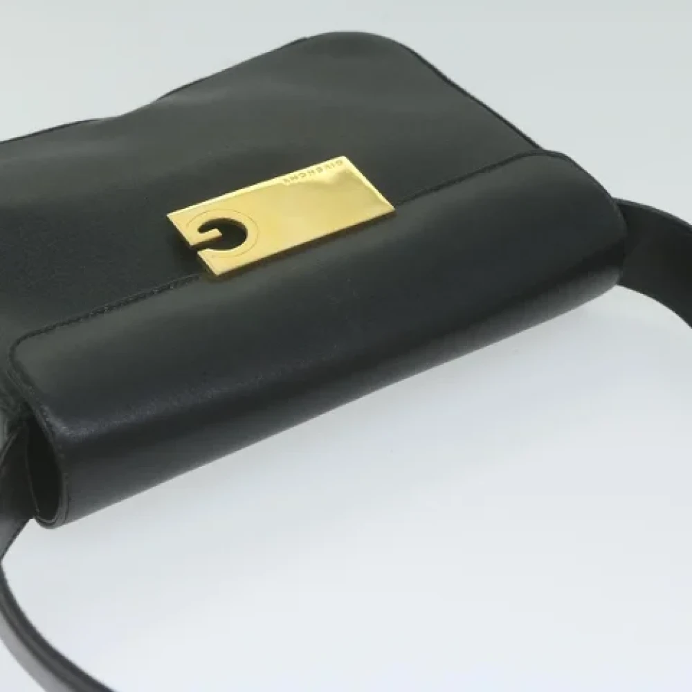 Givenchy Pre-owned Leather shoulder-bags Black Dames