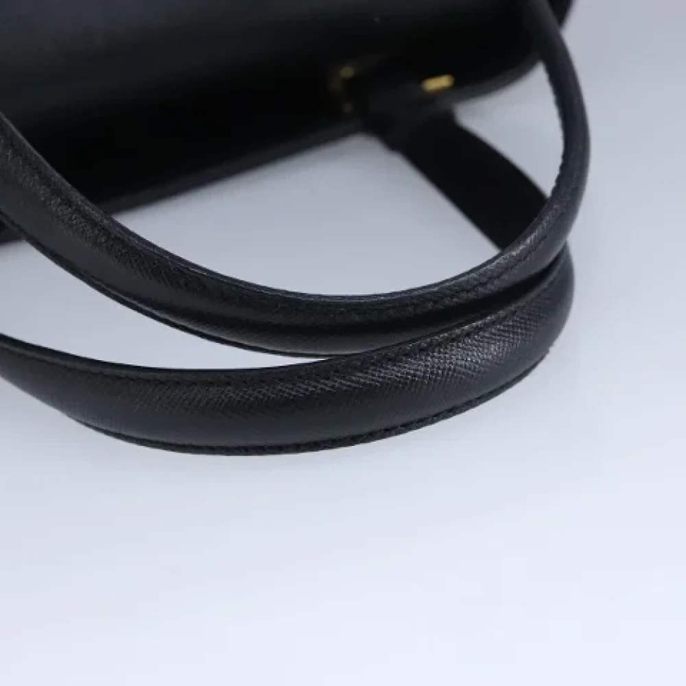 Salvatore Ferragamo Pre-owned Leather handbags Black Dames