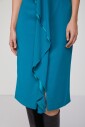 robe-midi-avec-volants-et-fente