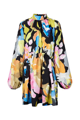 flowing-mini-dress-with-long-sleeves