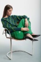 pull-a-motif-losanges-et-strass