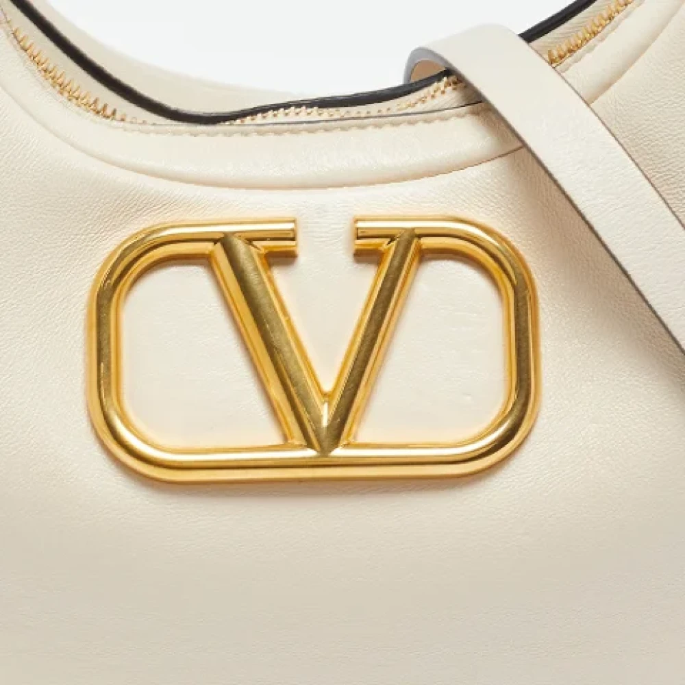 Valentino Vintage Pre-owned Leather handbags White Dames