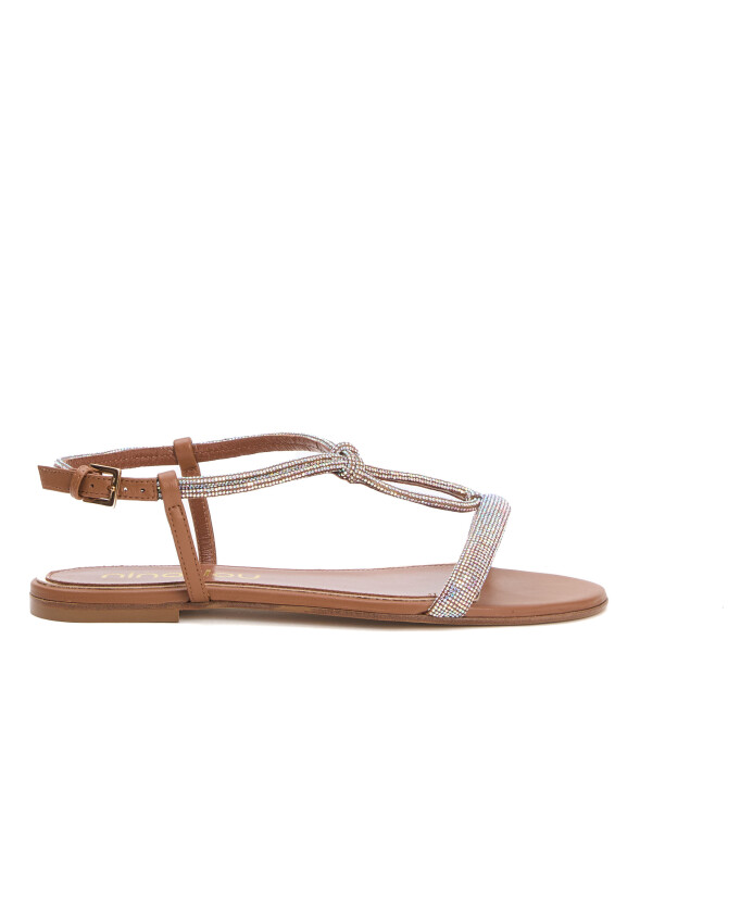 leren-sandalen-met-multicolor-strass