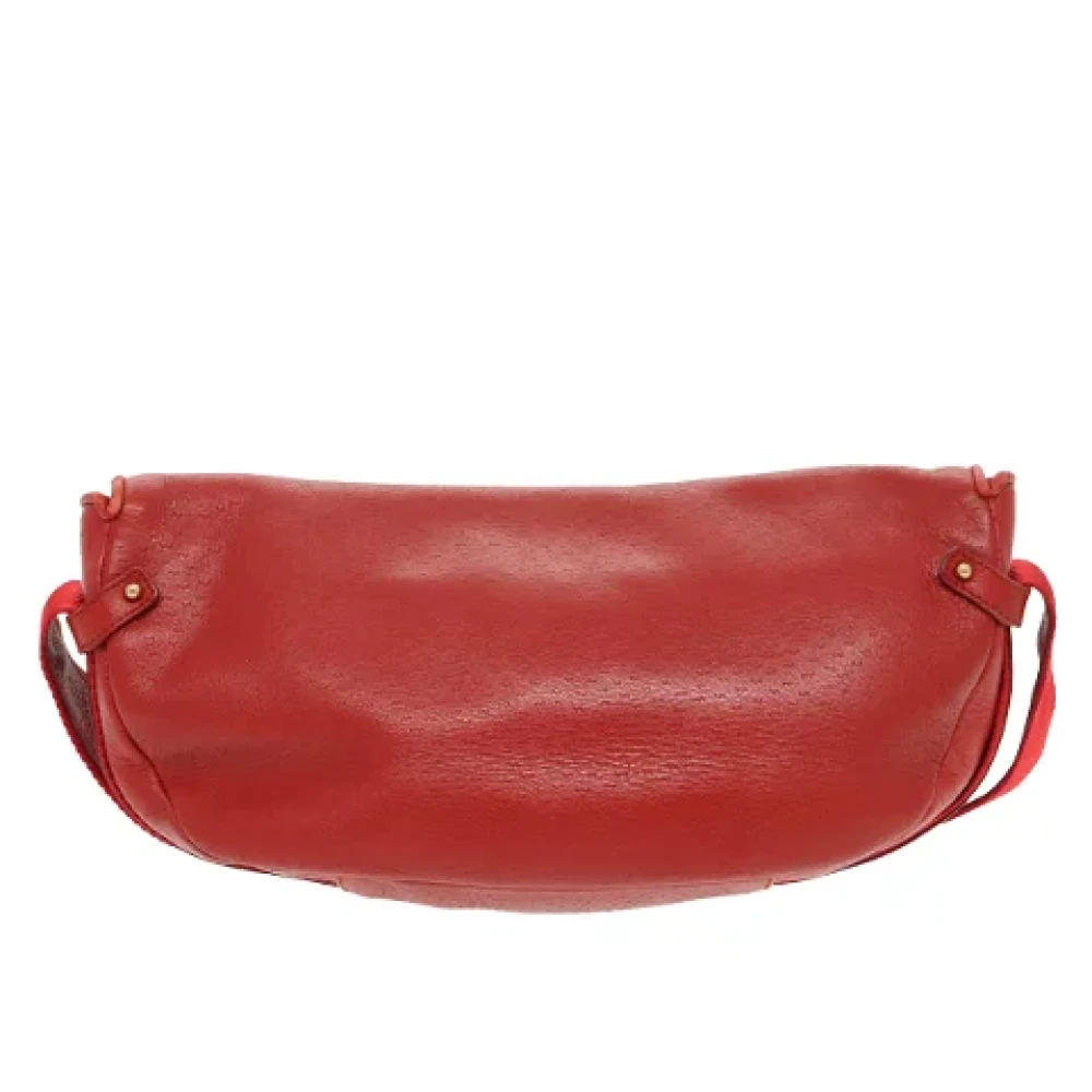 Salvatore Ferragamo Pre-owned Leather shoulder-bags Red Dames