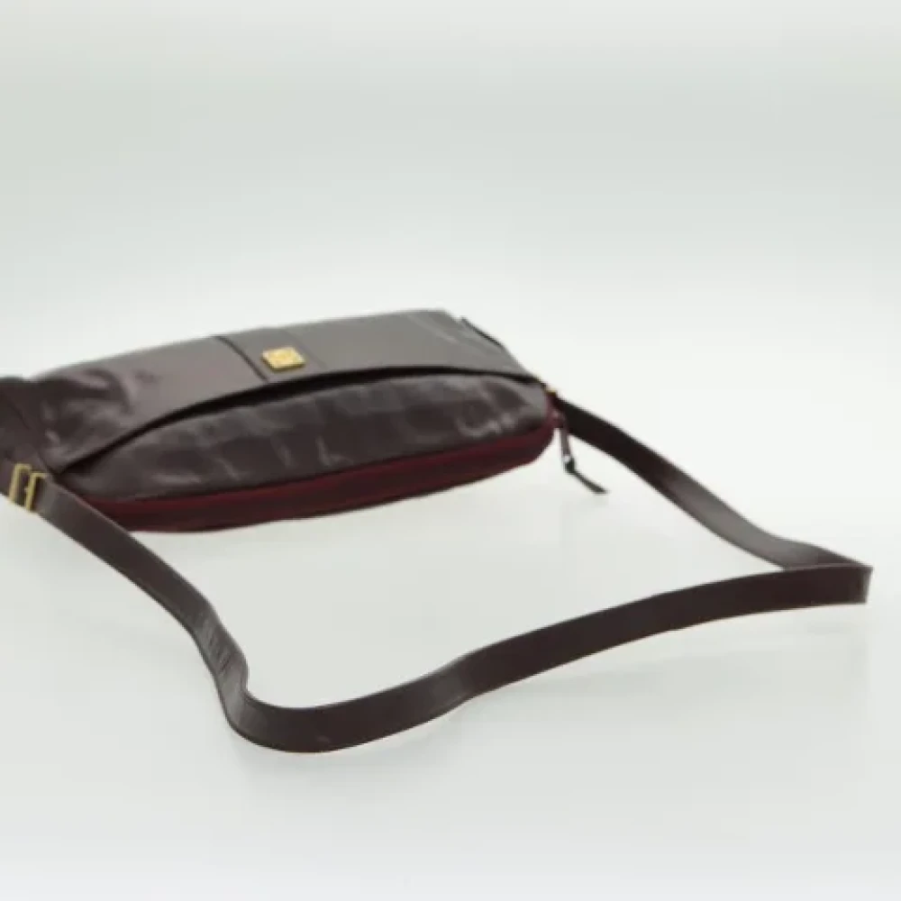 Givenchy Pre-owned Leather shoulder-bags Red Dames