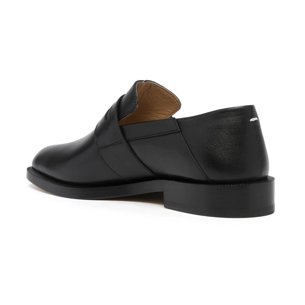 Maison Margiela Zwarte platte schoenen voor vrouwen Black Dames