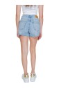 short-en-jean-delave-clair-avec-poches