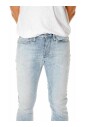 slim-fit-mid-waist-jeans