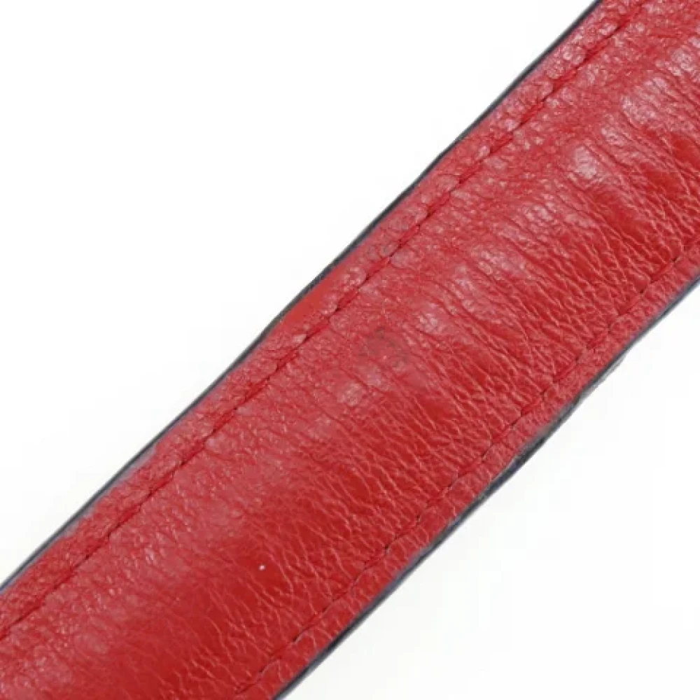 Loewe Pre-owned Fabric shoulder-bags Red Dames