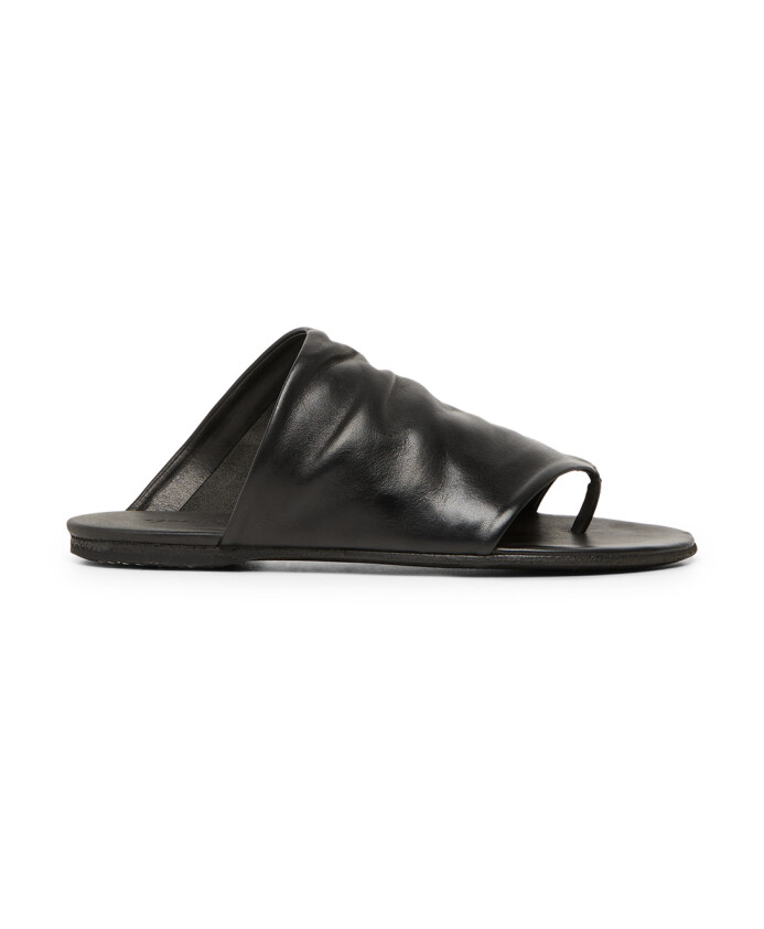 sandale-en-cuir-noir