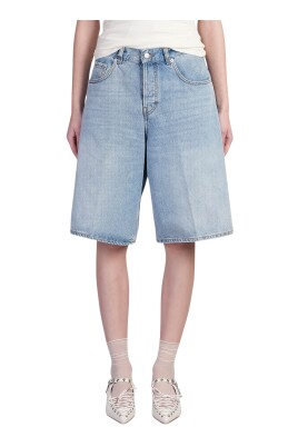 denim-wide-leg-knaelang-bermuda-shorts