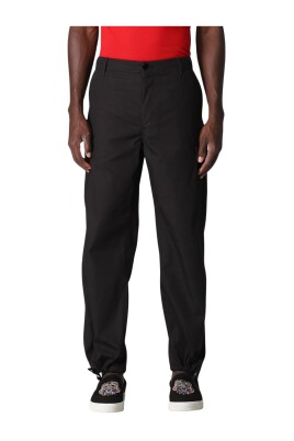 pantalon-noir-moderne-jambe-droite