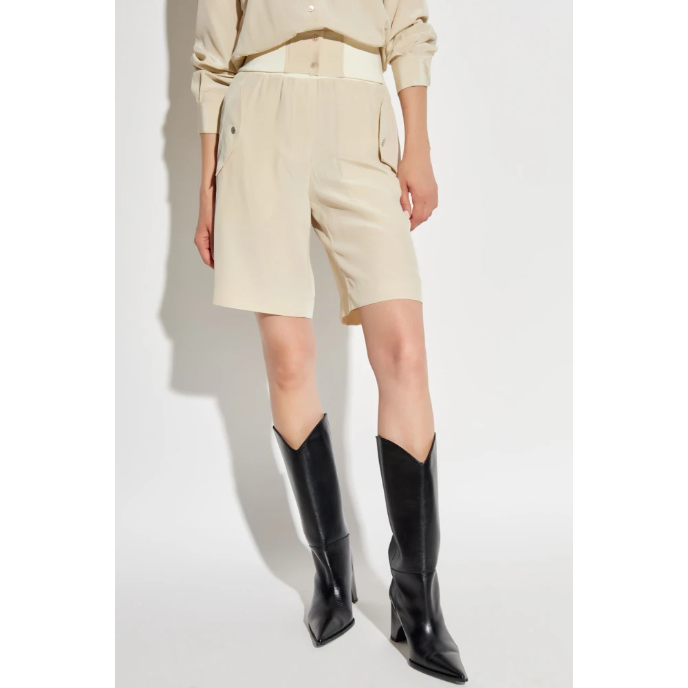 Helmut Lang Zijden shorts Beige Dames