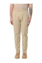 chinos-classiques-marron
