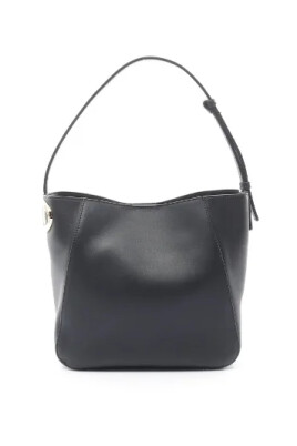 pre-owned-leather-shoulder-bags