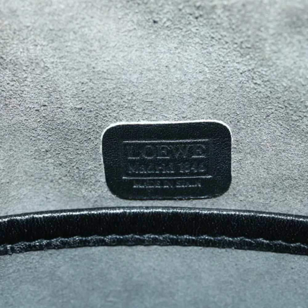 Loewe Pre-owned Leather clutches Black Dames