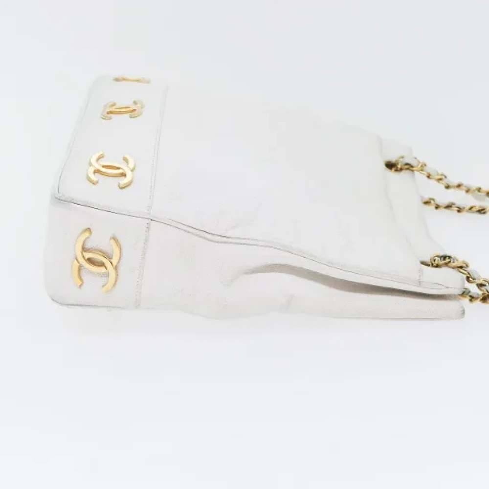 Chanel Vintage Pre-owned Leather shoulder-bags White Dames