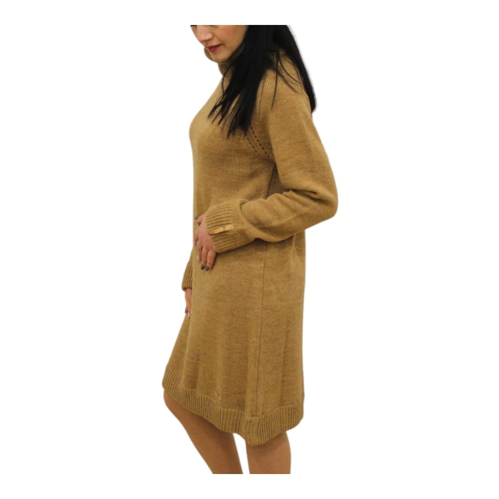 Alviero Martini 1a Classe Elegante Jurk voor Vrouwen Beige Dames