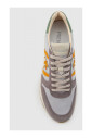 sneakers-en-daim-doux-gris