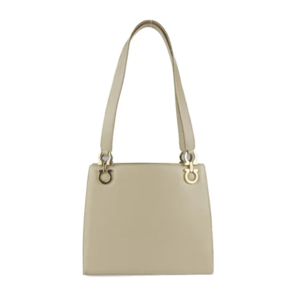 Salvatore Ferragamo Pre-owned Fabric shoulder-bags Beige Dames