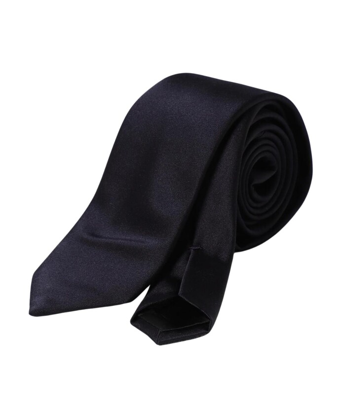 cravate-bleue-en-soie-accessoire-classique