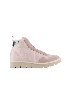 p05-sneakers