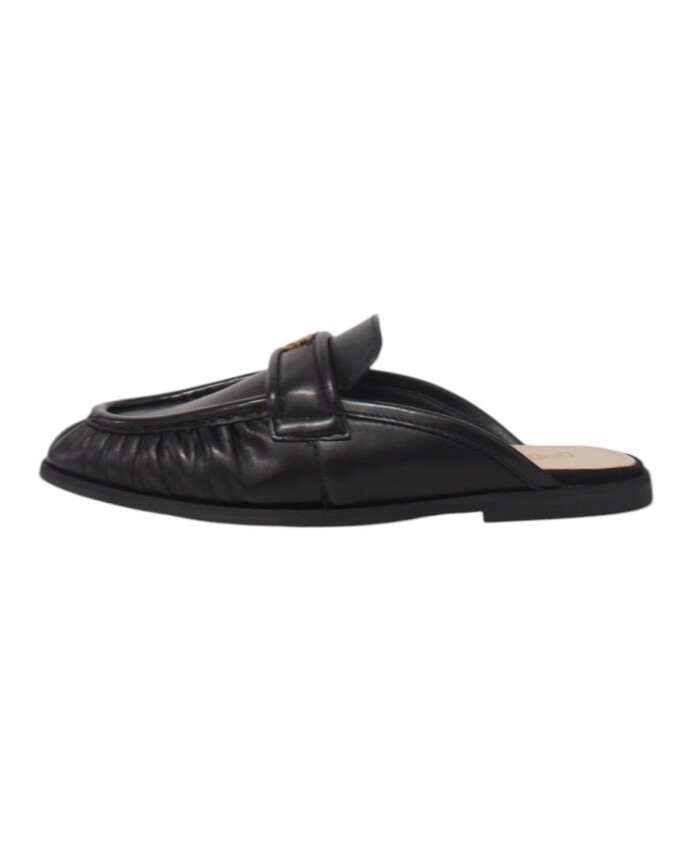 leren-platte-schoenen-met-logodetail