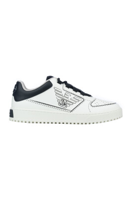 casual-sneakers-for-everyday-wear