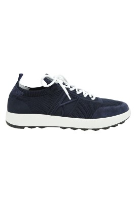 knit-fabric-sneakers-with-flexible-sole