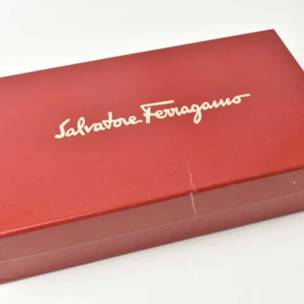 Salvatore Ferragamo Pre-owned Leather wallets Brown Dames