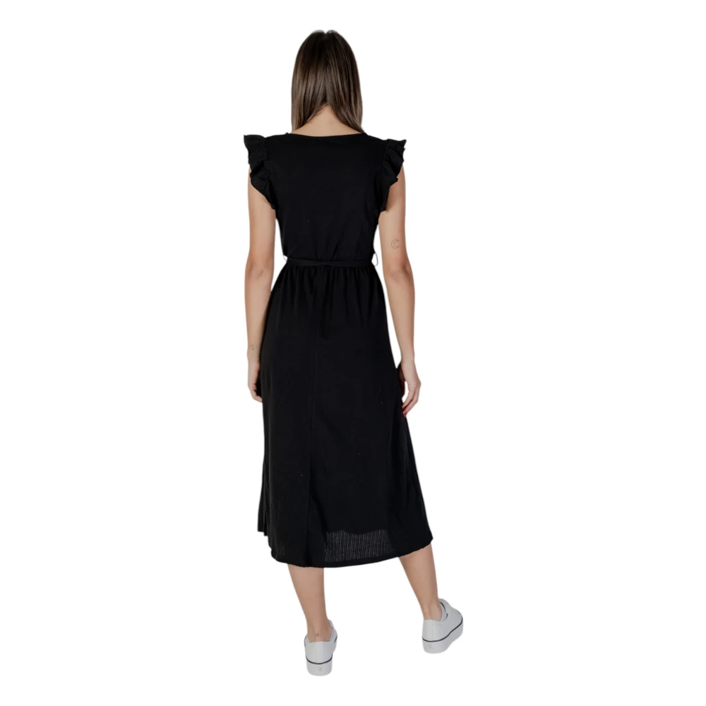 b.Young Zwart Vetersluiting V-Hals Jurk Black Dames